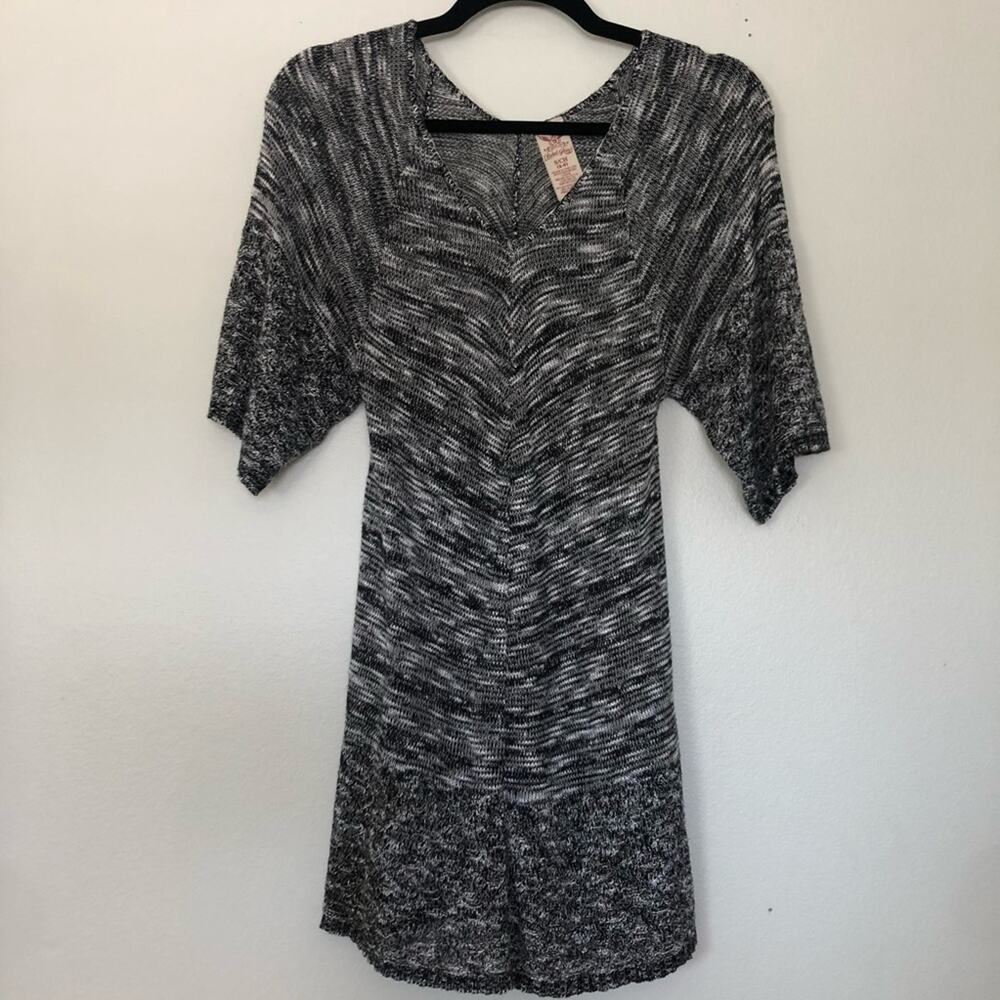 Faded Glory Gray Knit Wide Sleeve Blouse